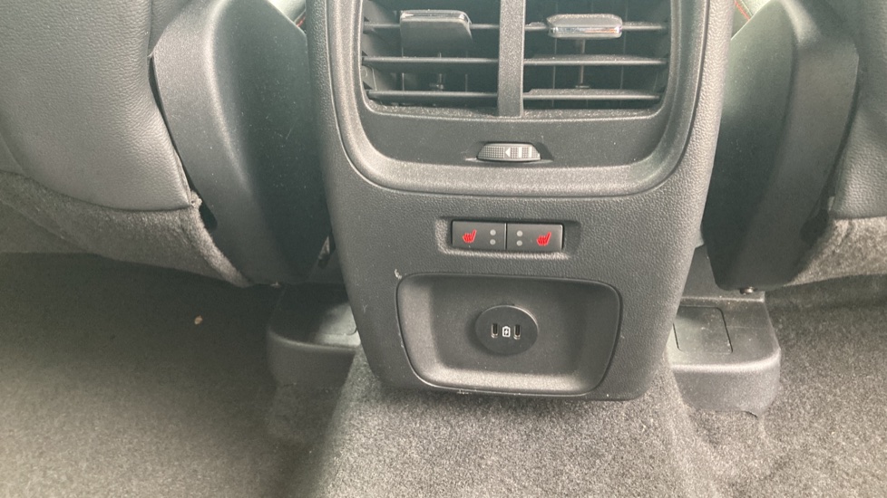 Ford Kuga 1.5 EcoBoost 150 ST-Line Edition 5dr Petrol Estate - Image 38