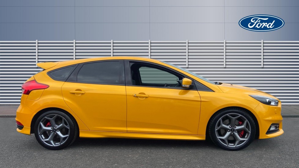 Ford Focus ST 2.0 TDCi 185 ST-3 Navigation 5dr Powershift Diesel Hatchback - Image 5
