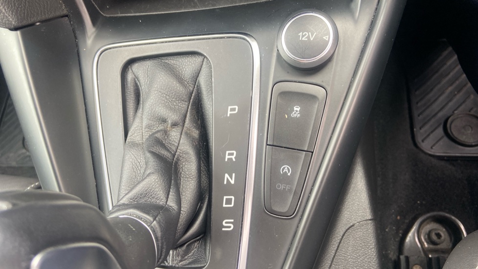 Ford Focus ST 2.0 TDCi 185 ST-3 Navigation 5dr Powershift Diesel Hatchback - Image 36