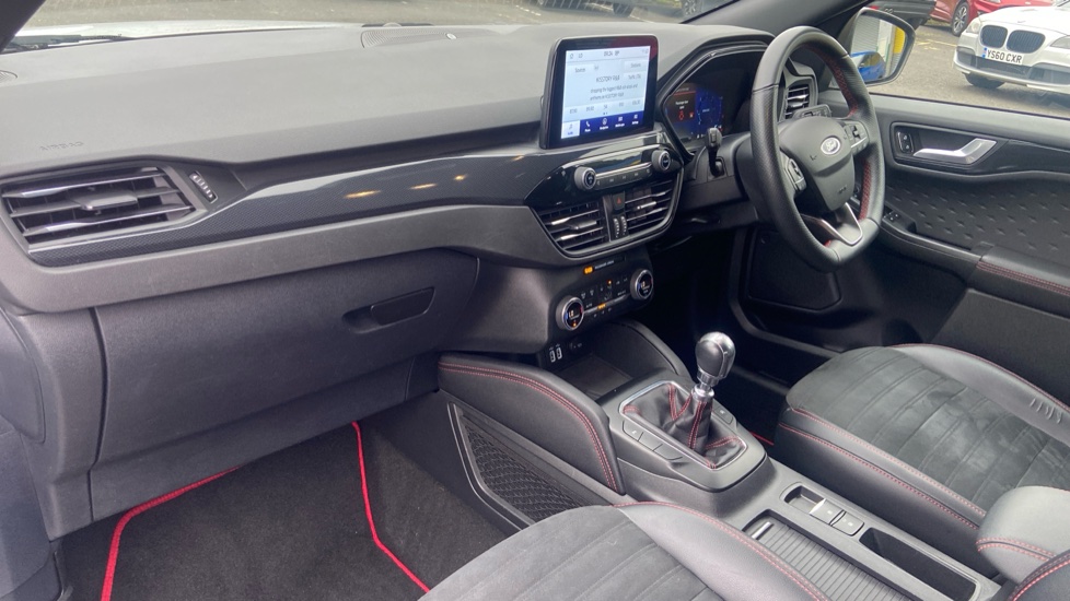 Ford Kuga 1.5 EcoBlue ST-Line Edition 5dr Diesel Estate - Image 9