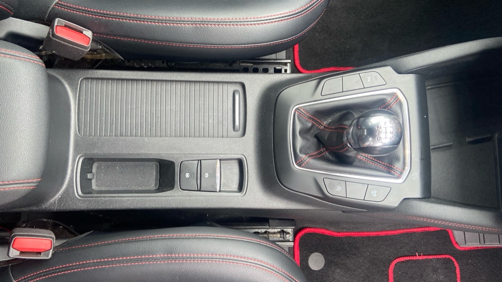 Ford Kuga 1.5 EcoBlue ST-Line Edition 5dr Diesel Estate - Image 19