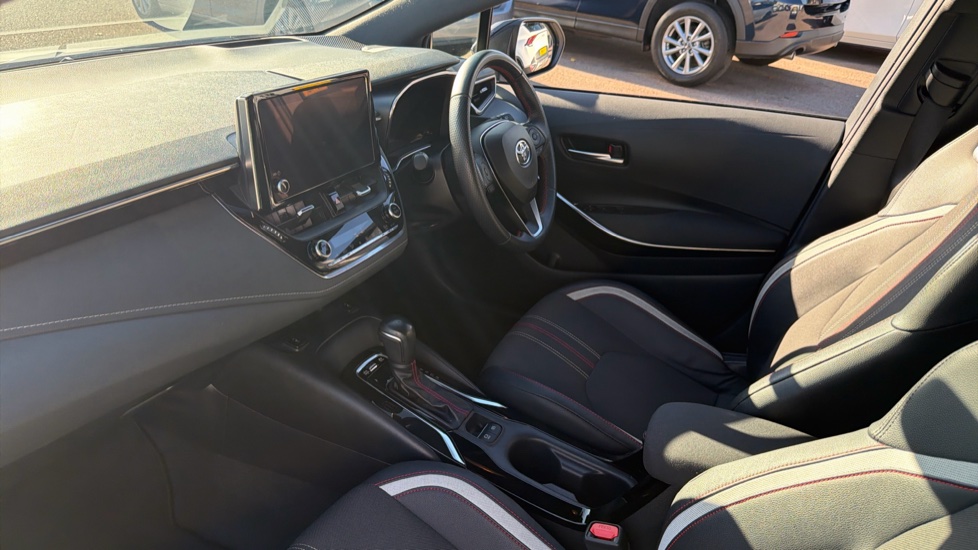 Toyota Corolla 1.8 VVT-i Hybrid GR Sport 5dr CVT Hybrid Hatchback - Image 9