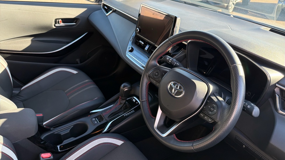 Toyota Corolla 1.8 VVT-i Hybrid GR Sport 5dr CVT Hybrid Hatchback - Image 11