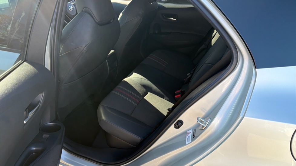 Toyota Corolla 1.8 VVT-i Hybrid GR Sport 5dr CVT Hybrid Hatchback - Image 16
