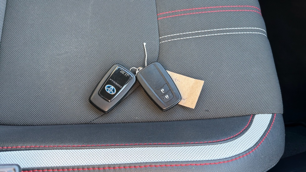 Toyota Corolla 1.8 VVT-i Hybrid GR Sport 5dr CVT Hybrid Hatchback - Image 20