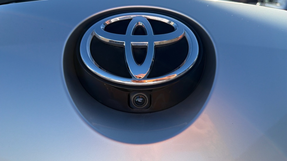 Toyota Corolla 1.8 VVT-i Hybrid GR Sport 5dr CVT Hybrid Hatchback - Image 45