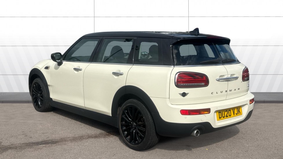 MINI Clubman 1.5 Cooper Classic 6dr Petrol Estate - Image 2