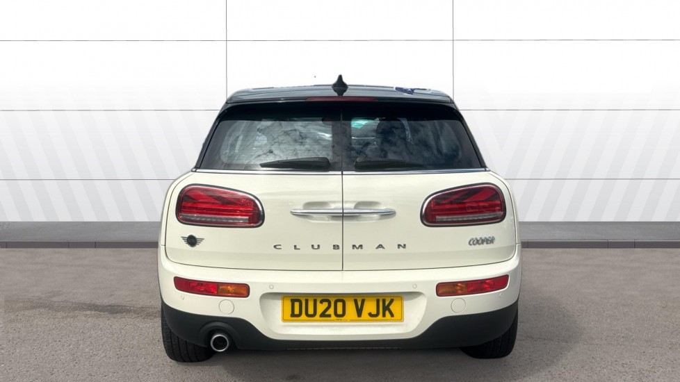 MINI Clubman 1.5 Cooper Classic 6dr Petrol Estate - Image 6