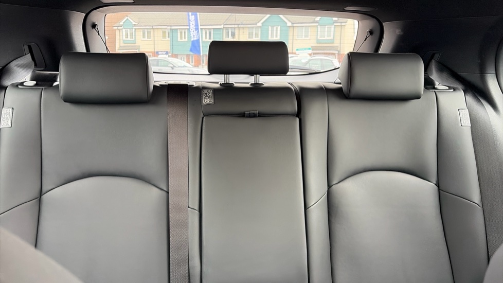 Lexus UX 250h 2.0 F-Sport Design 5dr CVT Hybrid Hatchback - Image 15