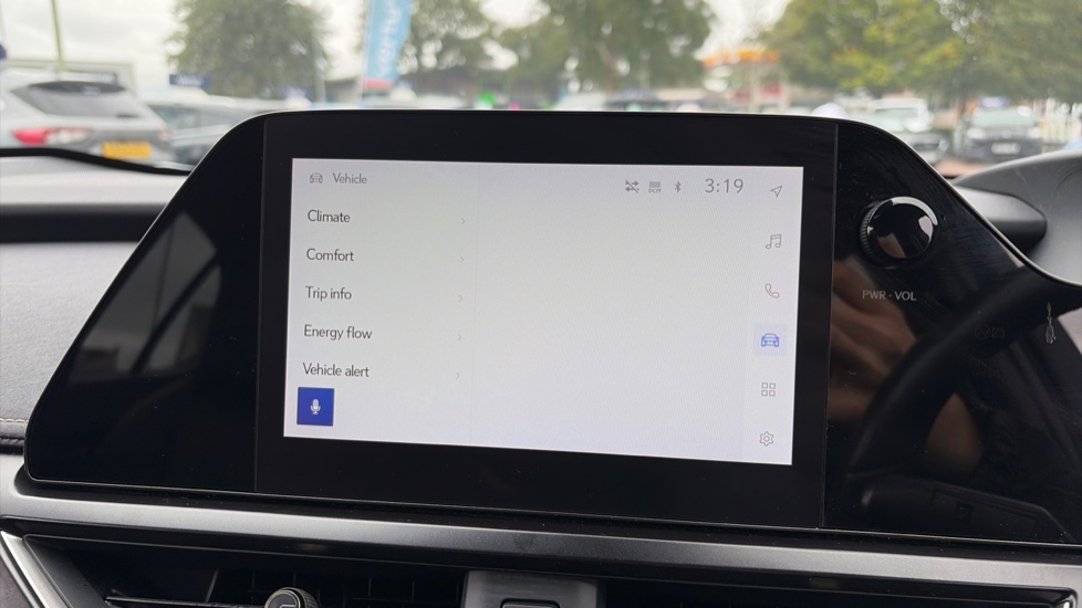 Lexus UX 250h 2.0 F-Sport Design 5dr CVT Hybrid Hatchback - Image 32