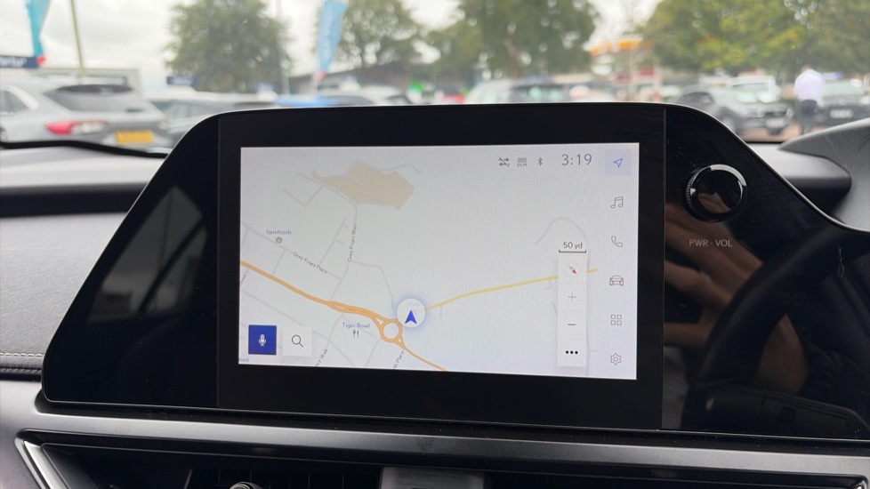 Lexus UX 250h 2.0 F-Sport Design 5dr CVT Hybrid Hatchback - Image 36