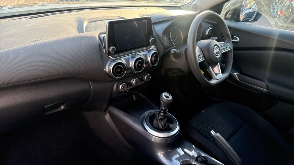 Nissan Juke 1.0 DiG-T 114 Acenta 5dr Petrol Hatchback - Image 9