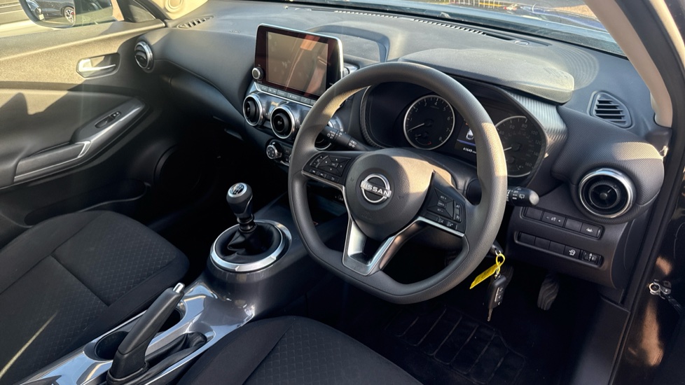 Nissan Juke 1.0 DiG-T 114 Acenta 5dr Petrol Hatchback - Image 11