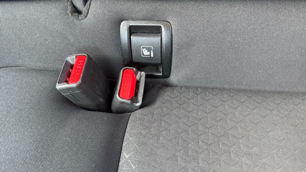 Nissan Juke 1.0 DiG-T 114 Acenta 5dr Petrol Hatchback - Image 17