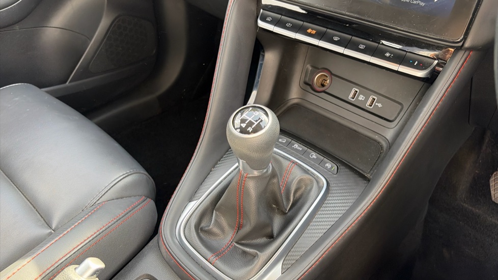 MG ZS 1.5 VTi-TECH Exclusive 5dr Petrol Hatchback - Image 13