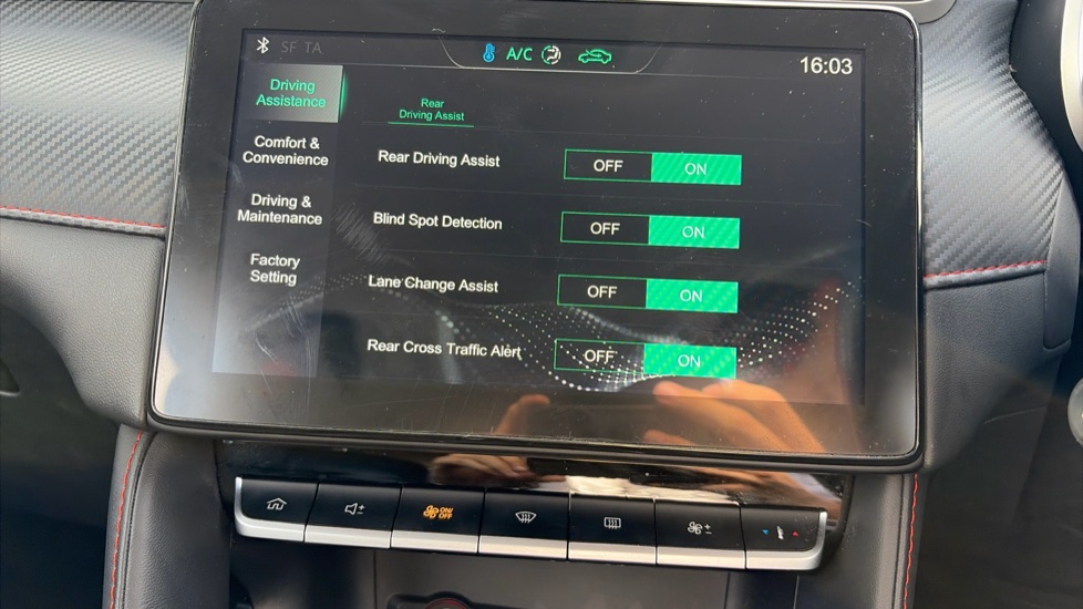 MG ZS 1.5 VTi-TECH Exclusive 5dr Petrol Hatchback - Image 24