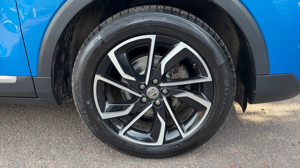 MG ZS 1.5 VTi-TECH Exclusive 5dr Petrol Hatchback - Image 32