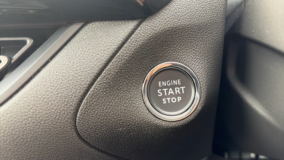 Vauxhall Grandland 1.2 Turbo Ultimate 5dr Petrol Hatchback - Image 33