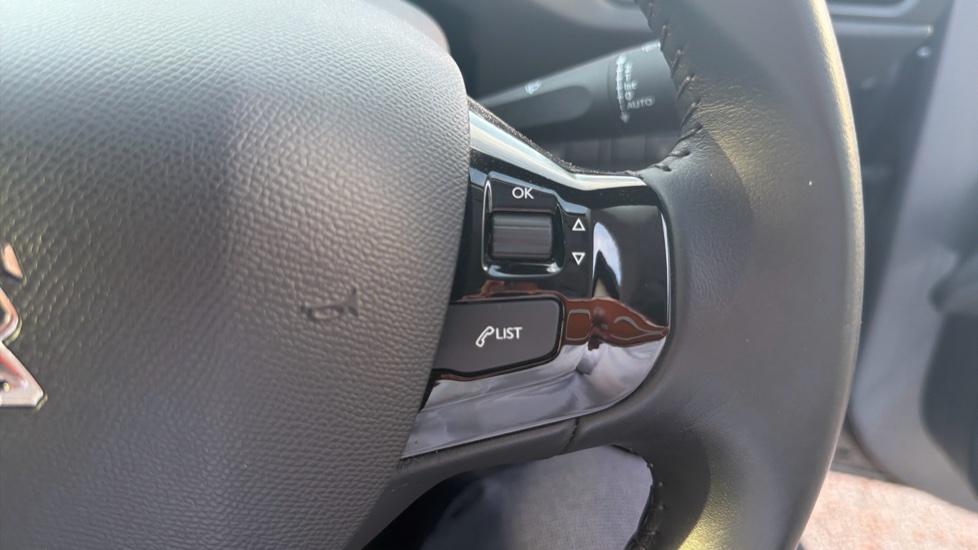 Peugeot 308 1.2 PureTech 130 Allure 5dr [Digital i-Cockpit] Petrol Estate - Image 22