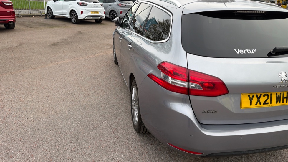 Peugeot 308 1.2 PureTech 130 Allure 5dr [Digital i-Cockpit] Petrol Estate - Image 53