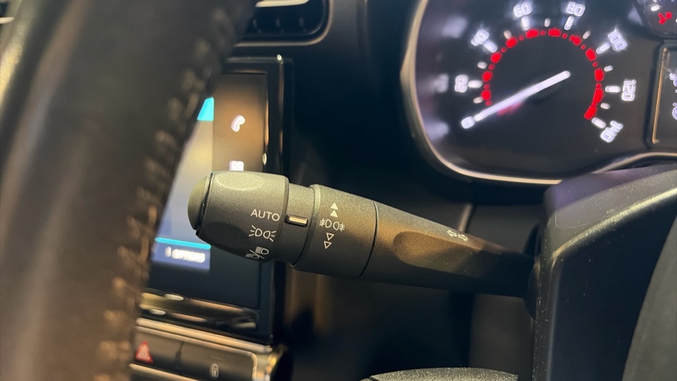 Citroen C3 Aircross 1.2 PureTech 130 Feel 5dr Petrol Hatchback - Image 23