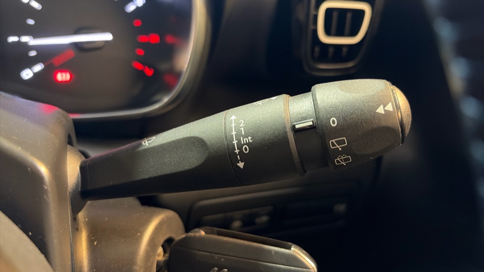 Citroen C3 Aircross 1.2 PureTech 130 Feel 5dr Petrol Hatchback - Image 25
