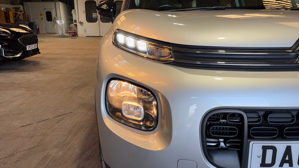 Citroen C3 Aircross 1.2 PureTech 130 Feel 5dr Petrol Hatchback - Image 33