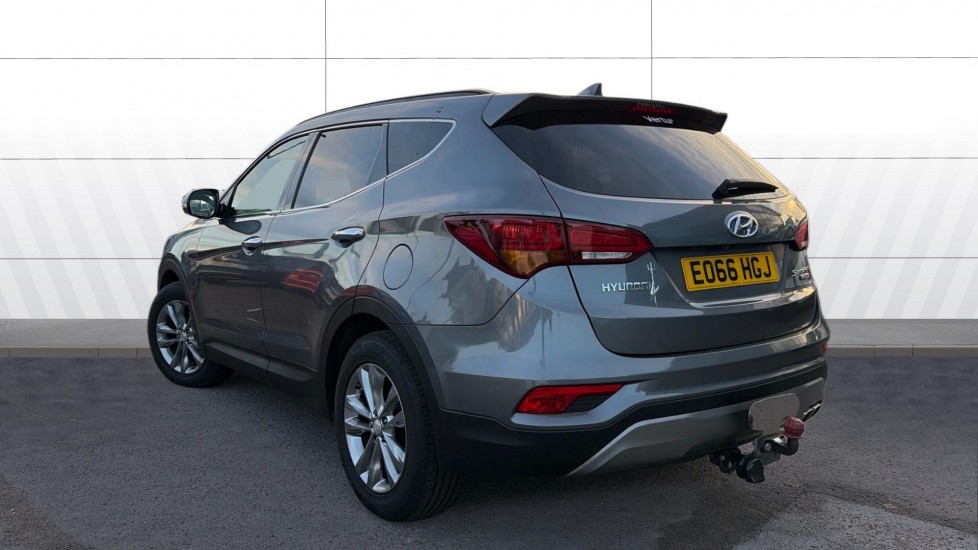 Hyundai SANTA FE 2.2 CRDi Blue Drive Premium 5dr Auto [5 Seats] Diesel Estate - Image 2