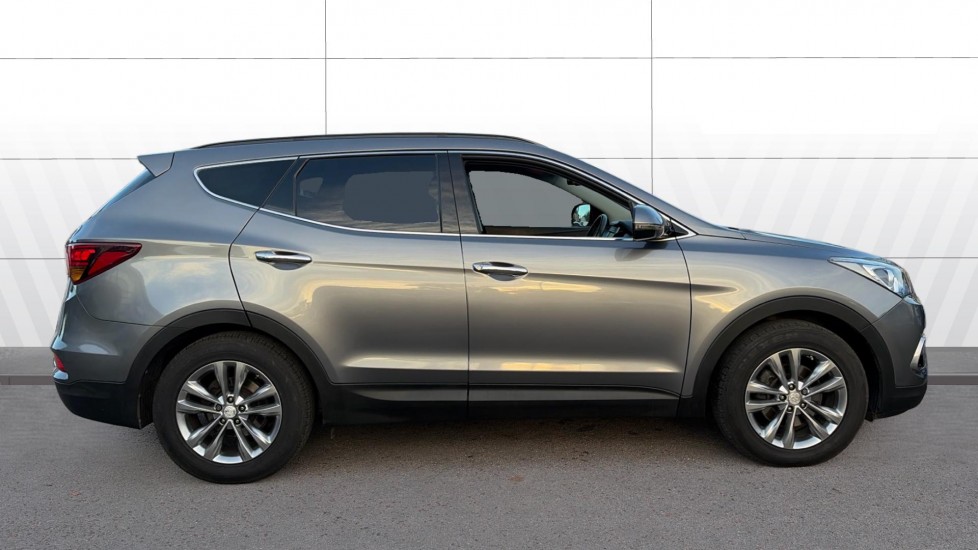 Hyundai SANTA FE 2.2 CRDi Blue Drive Premium 5dr Auto [5 Seats] Diesel Estate - Image 5