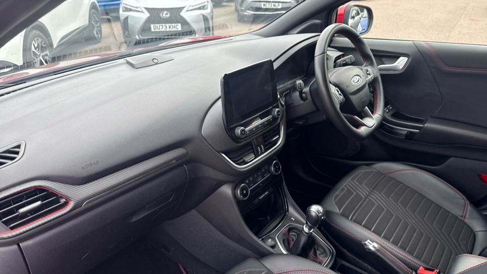 Ford Puma 1.0 EcoBoost Hybrid mHEV ST-Line X 5dr Petrol Hatchback - Image 9