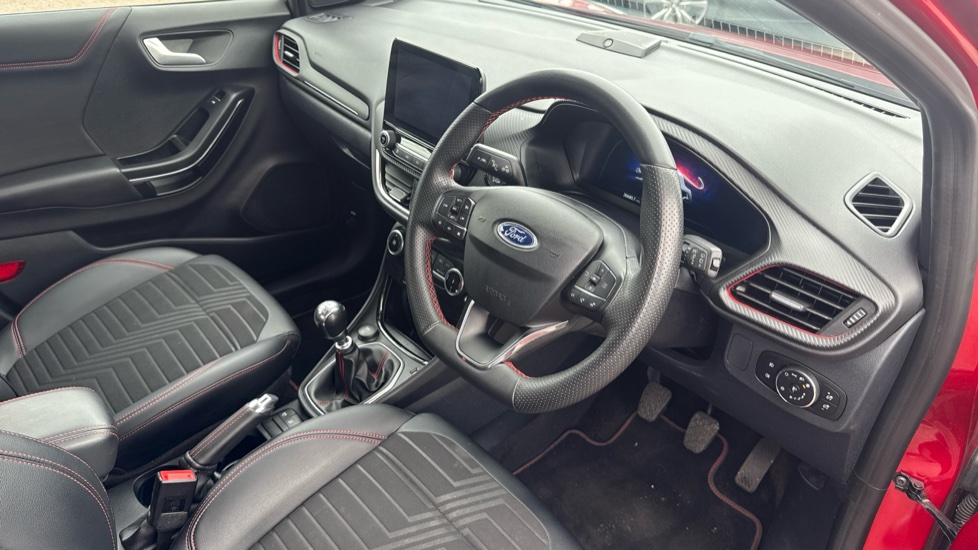 Ford Puma 1.0 EcoBoost Hybrid mHEV ST-Line X 5dr Petrol Hatchback - Image 11