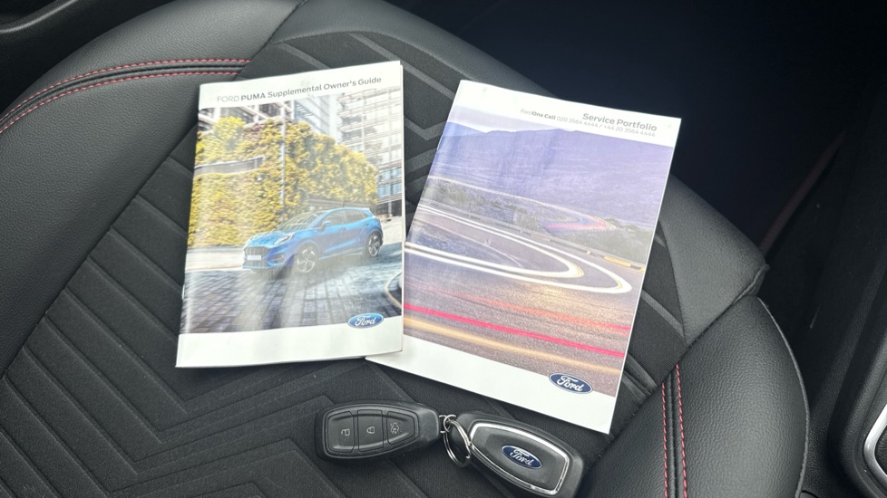 Ford Puma 1.0 EcoBoost Hybrid mHEV ST-Line X 5dr Petrol Hatchback - Image 19