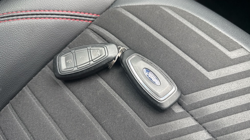 Ford Puma 1.0 EcoBoost Hybrid mHEV ST-Line X 5dr Petrol Hatchback - Image 20