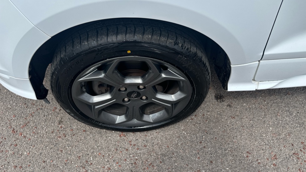 Ford EcoSport 1.0 EcoBoost 140 ST-Line 5dr Petrol Hatchback - Image 21