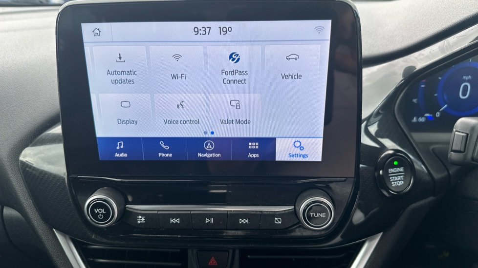 Ford Puma 1.0 EcoBoost Hybrid mHEV 155 ST-Line 5dr Petrol Hatchback - Image 35