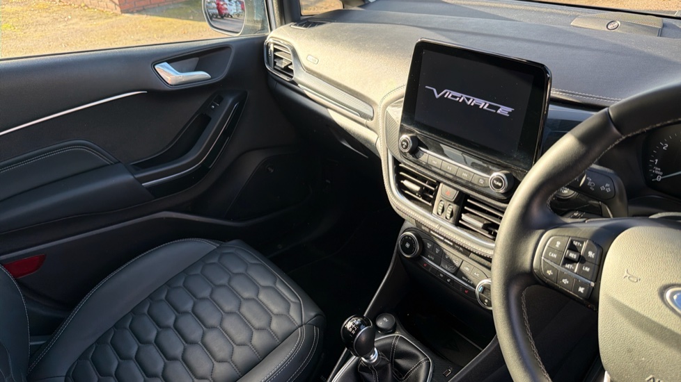 Ford Fiesta 1.0 EcoBoost 125 Vignale Edition 5dr Petrol Hatchback - Image 14