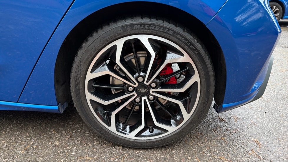 Ford Focus 1.5 EcoBoost 182 ST-Line X 5dr Auto Petrol Hatchback - Image 22