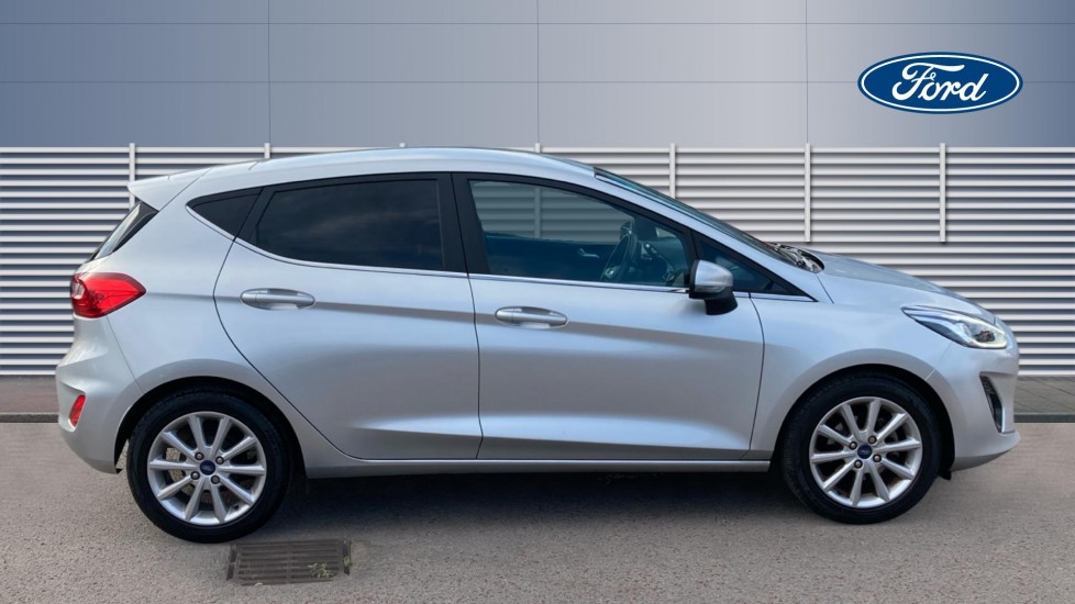 Ford Fiesta 1.0 EcoBoost Titanium 5dr Petrol Hatchback - Image 5