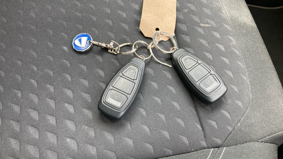 Ford Fiesta 1.0 EcoBoost Titanium 5dr Petrol Hatchback - Image 20