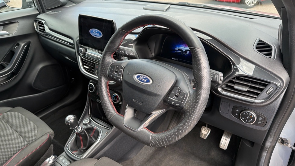 Ford Puma 1.0 EcoBoost Hybrid mHEV ST-Line 5dr Petrol Hatchback - Image 11