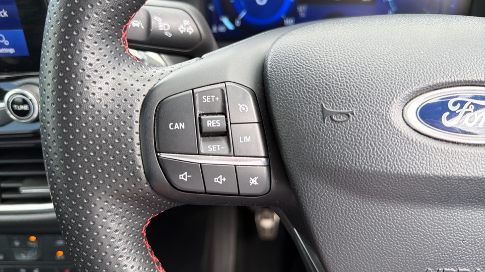 Ford Puma 1.0 EcoBoost Hybrid mHEV ST-Line 5dr Petrol Hatchback - Image 23