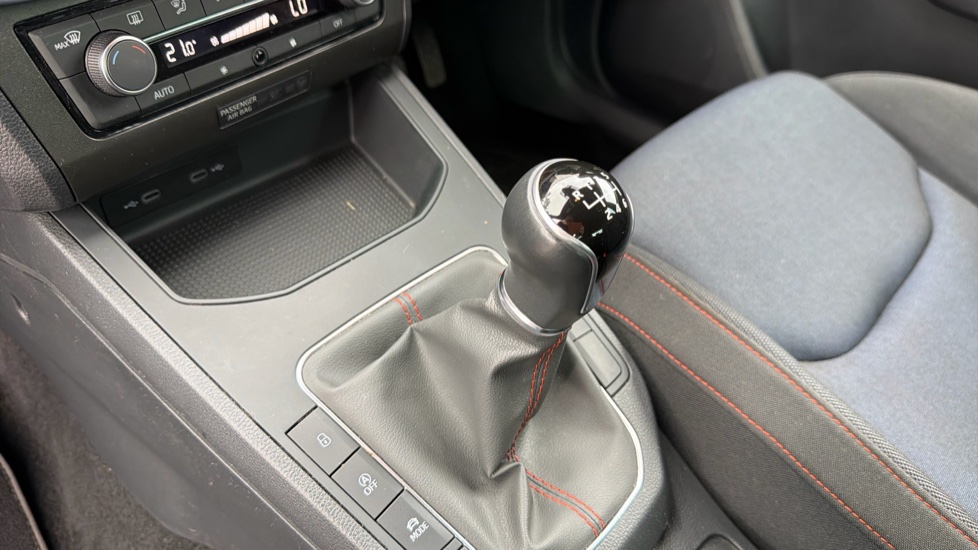 SEAT Ibiza 1.0 TSI 110 FR 5dr Petrol Hatchback - Image 13