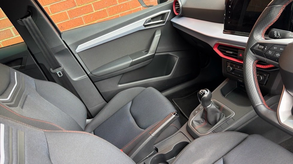 SEAT Ibiza 1.0 TSI 110 FR 5dr Petrol Hatchback - Image 14