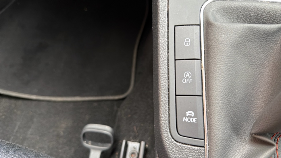 SEAT Ibiza 1.0 TSI 110 FR 5dr Petrol Hatchback - Image 28