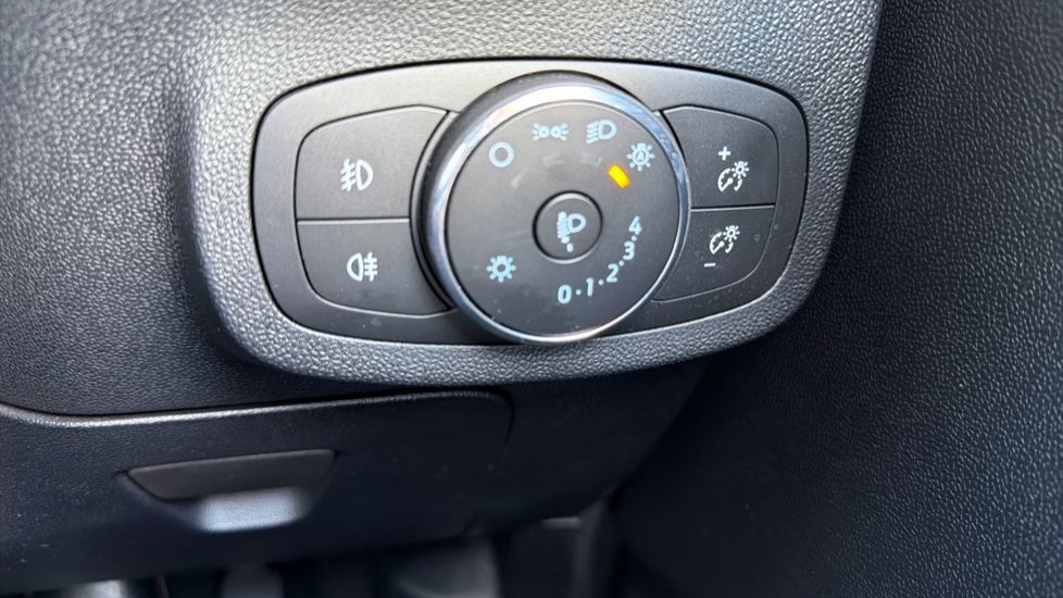 Ford Fiesta 1.0 EcoBoost Hybrid mHEV 125 Active X 5dr Petrol Hatchback - Image 28