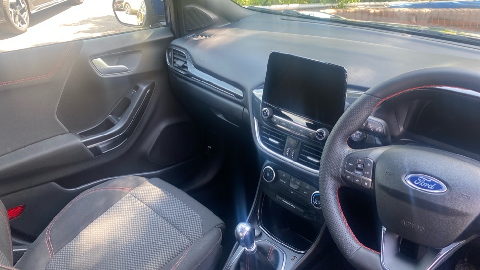 Ford Puma 1.0 EcoBoost Hybrid mHEV ST-Line 5dr Petrol Hatchback - Image 14