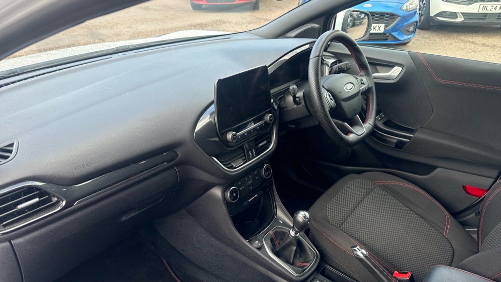 Ford Puma 1.0 EcoBoost Hybrid mHEV 155 ST-Line 5dr Petrol Hatchback - Image 9