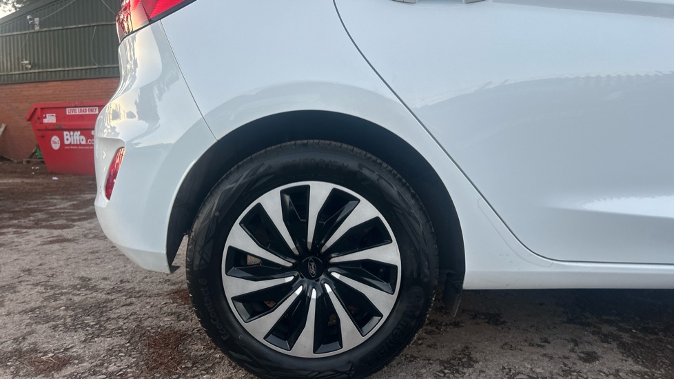 Ford Fiesta 1.0 EcoBoost Titanium 5dr Petrol Hatchback - Image 7