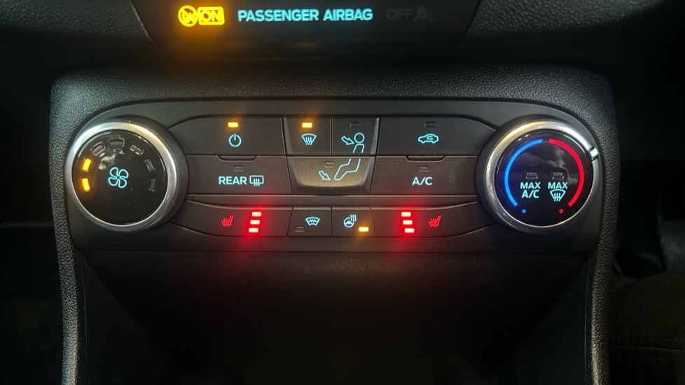Ford Fiesta 1.0 EcoBoost Titanium 5dr Petrol Hatchback - Image 29
