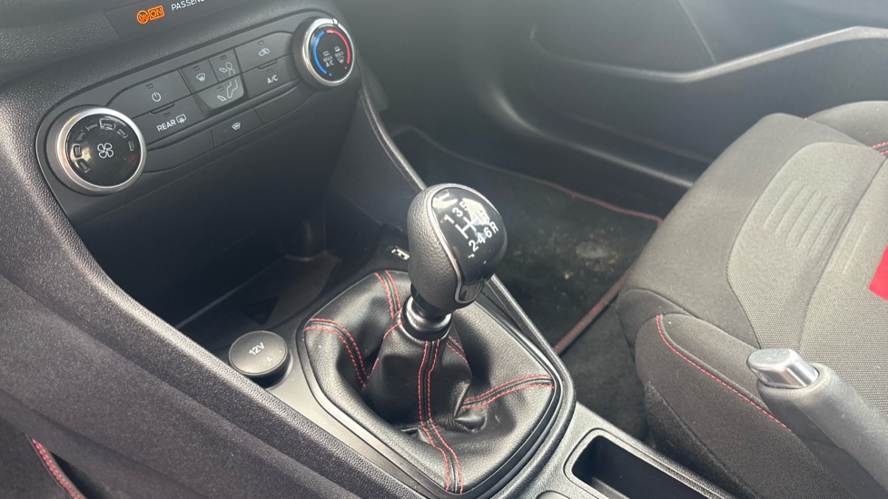 Ford Fiesta 1.0 EcoBoost ST-Line 5dr Petrol Hatchback - Image 13